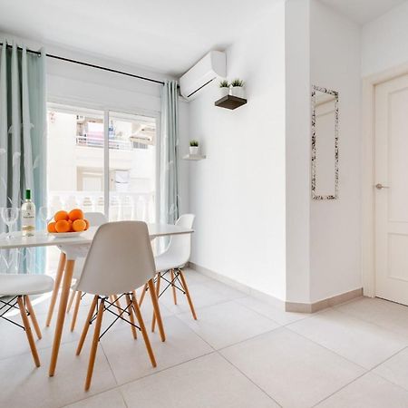 Appartement Apartament U Wiesia à Torrevieja Extérieur photo
